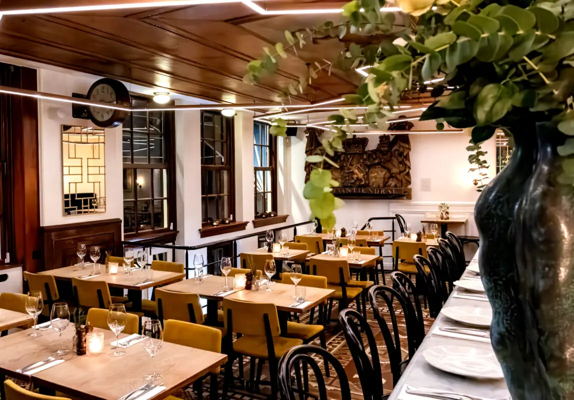 V&A Bar • Bistro - Venus & Adonis, Amsterdam