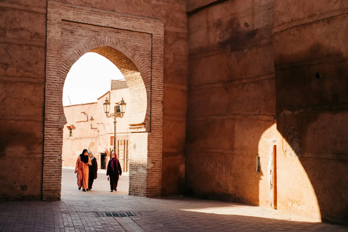Drie vrouwen in Fes, Marokko