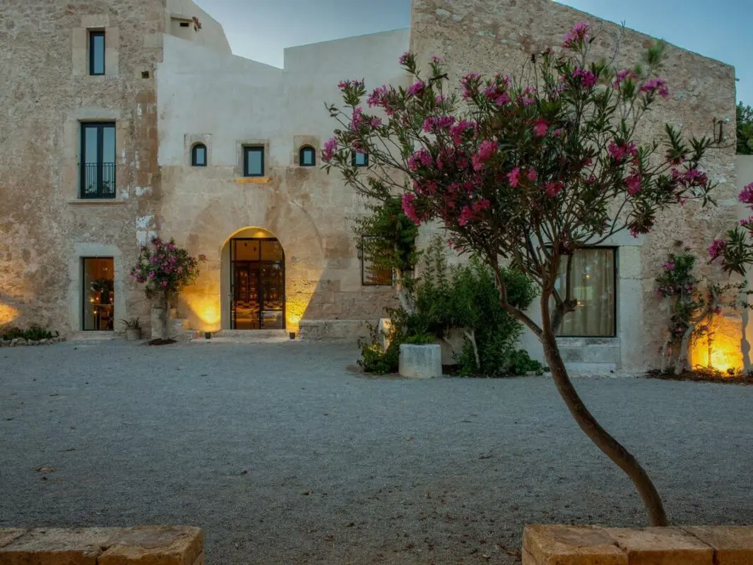 the lodge mallorca