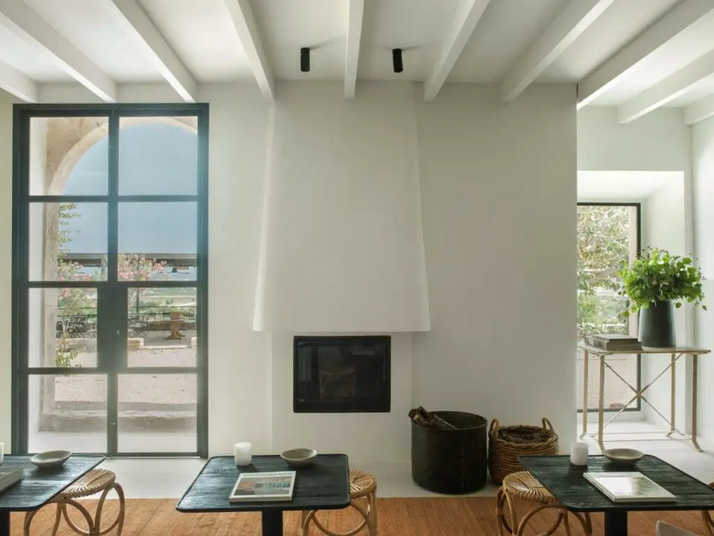 the lodge mallorca