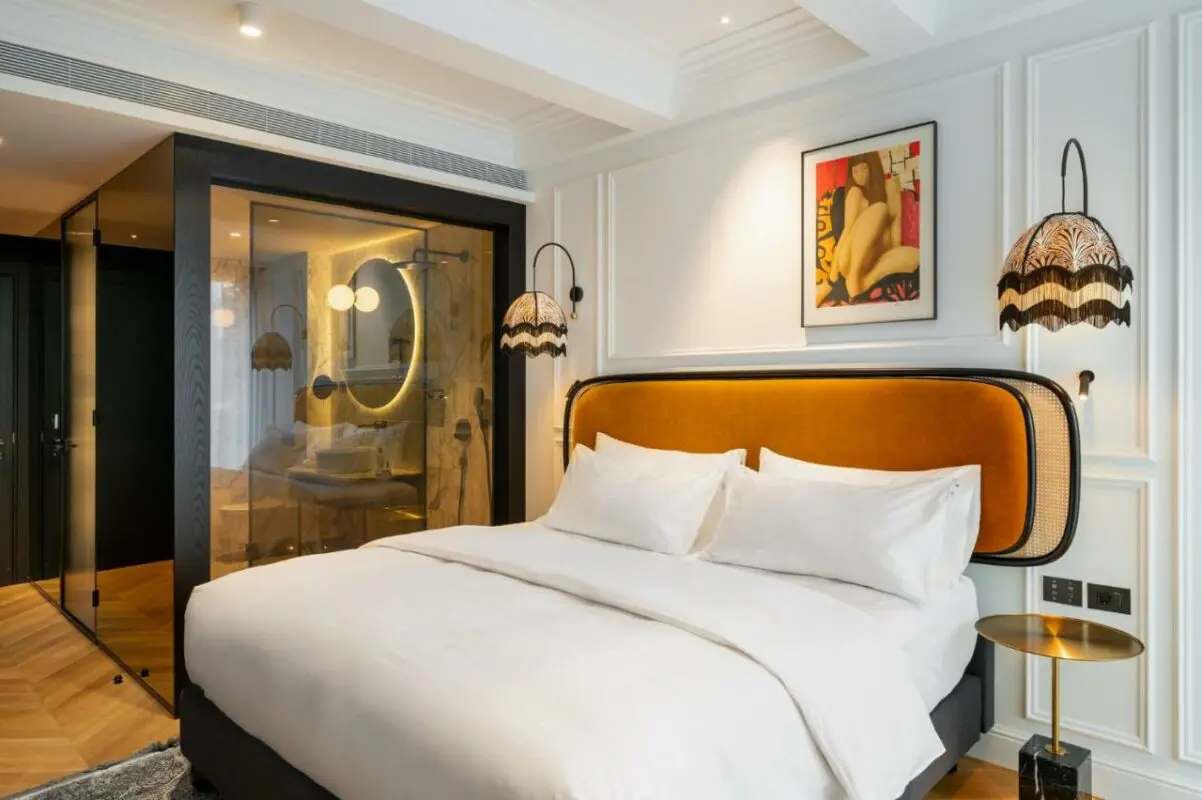 as boutique hotel