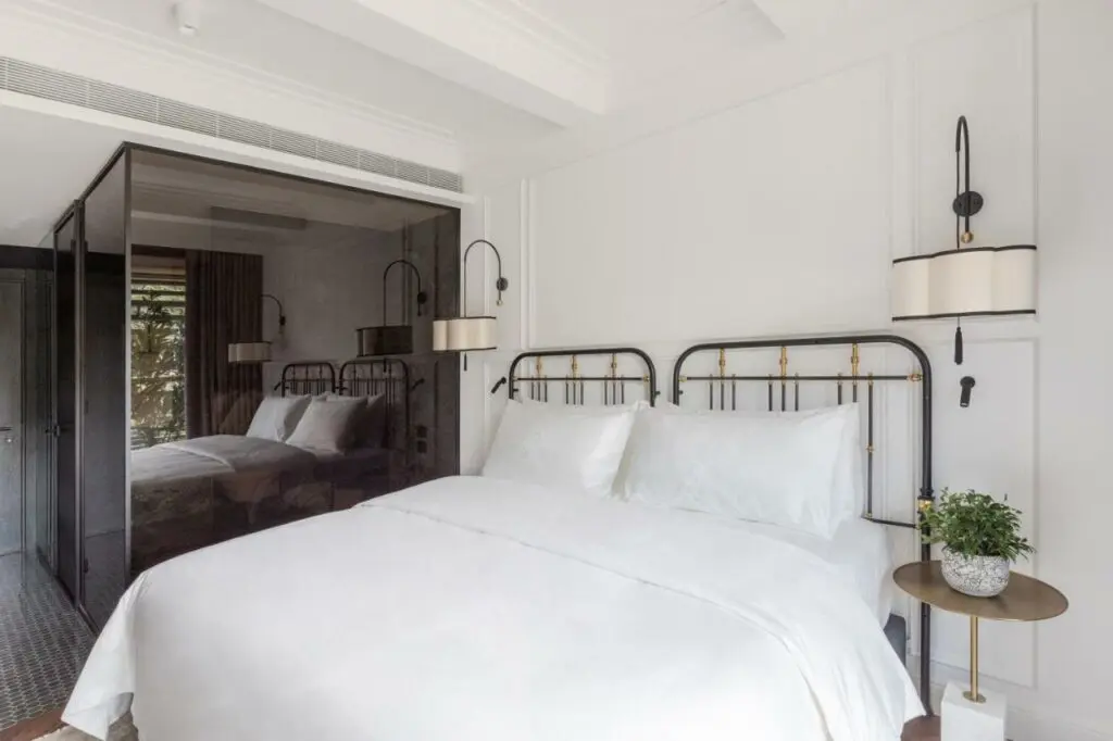 as boutique hotel