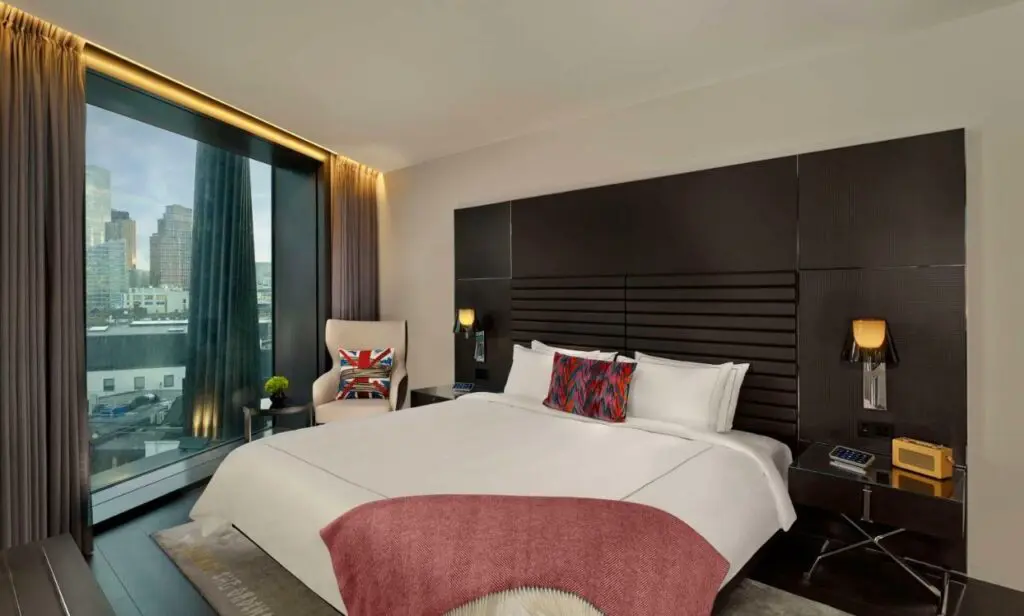 artotel london