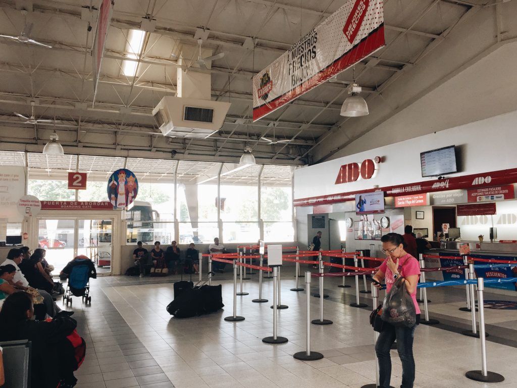 ADO busstation Mexico