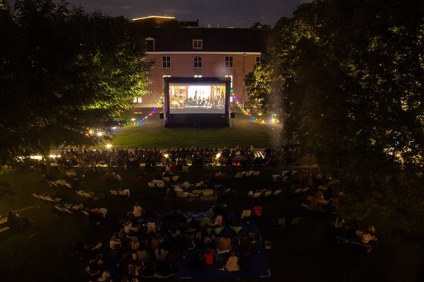 FILMS ONDER DE STERREN: MOVIES AT THE HERMITAGE