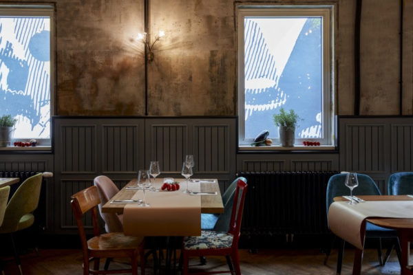 Net open: Max Brown in Wenen, Oostenrijk