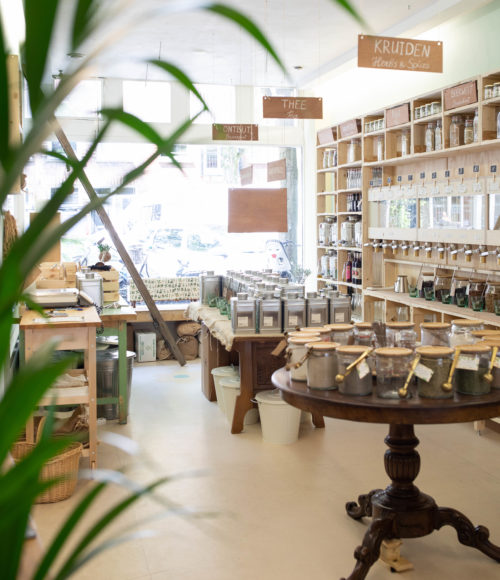 Plasticvrij en vegan in Amsterdam West Little Plant Pantry Barts Boekje