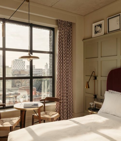 Inchecken en niet meer naar buiten (of oke, net de hoek om): Hotel The Hoxton, Southwark