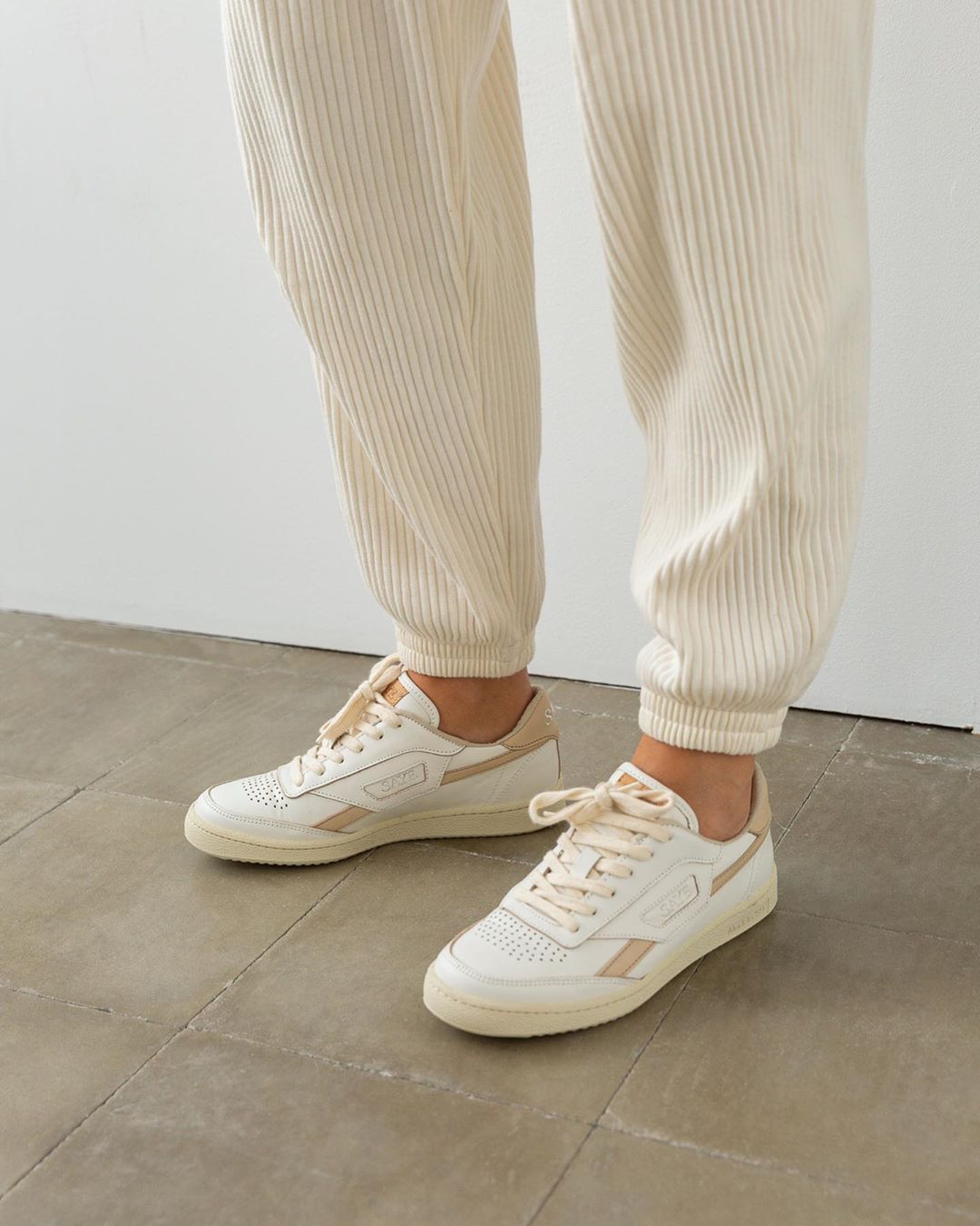 Fair Fashion de tofste duurzame sneakers Barts Boekje