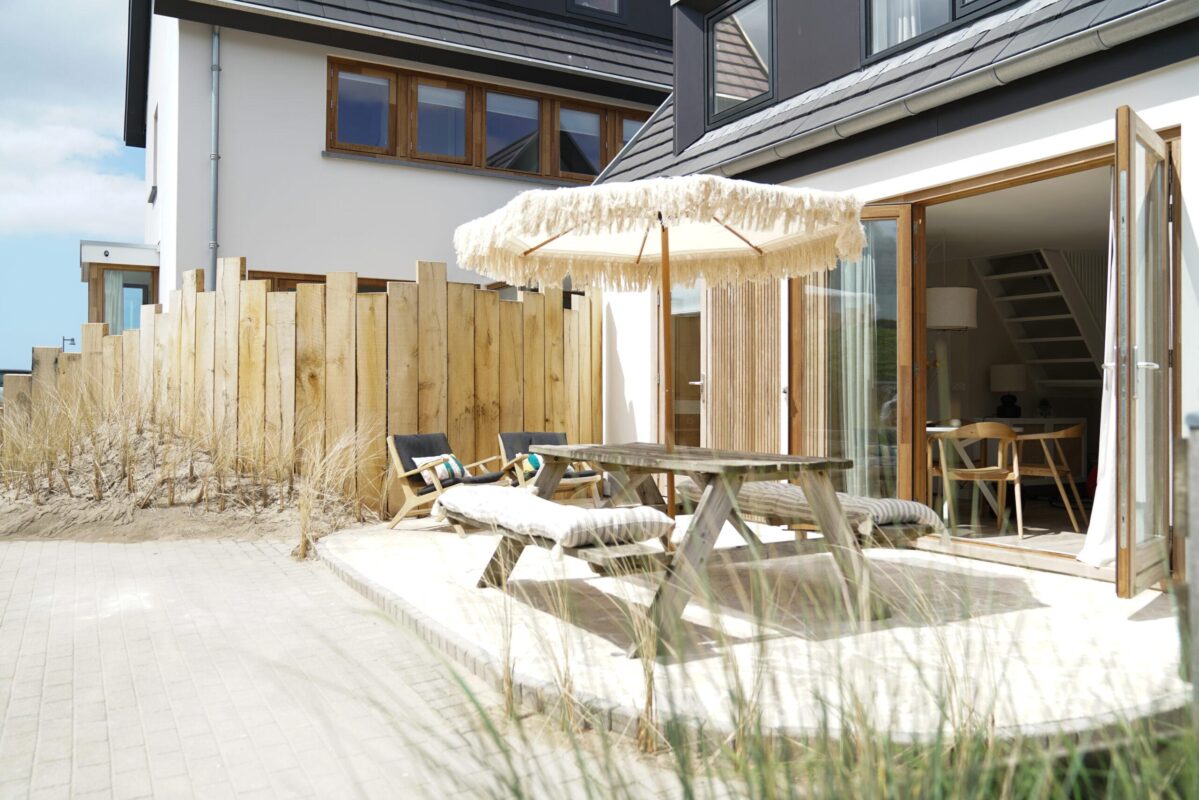 ry aan zee beach cottage