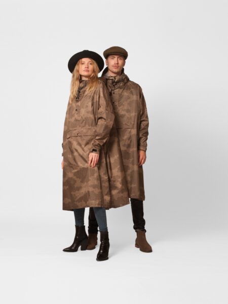 A beautiful and really good raincoat for women and men Barts Boekje