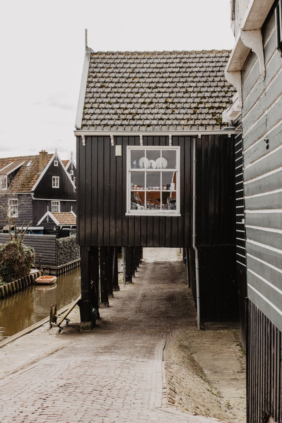 Marken