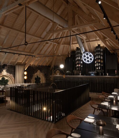Fine dining in een voormalige kerk, Restaurant Ambrozijn it is