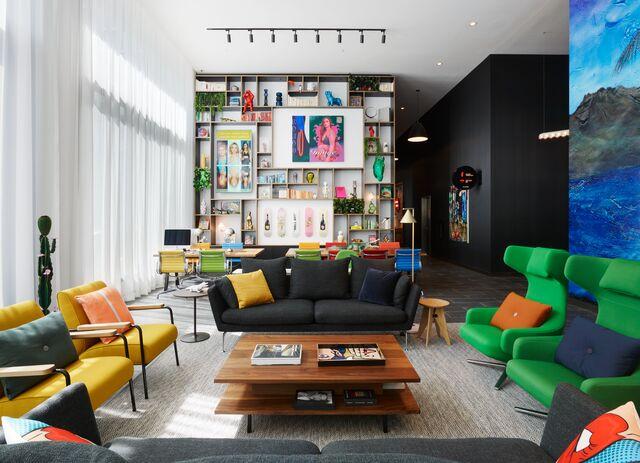 citizenM