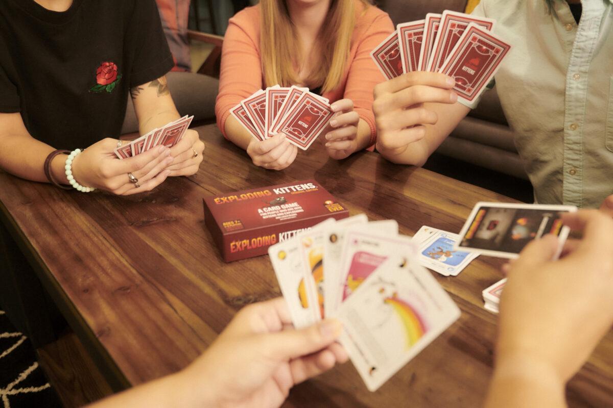 exploding kittens spel