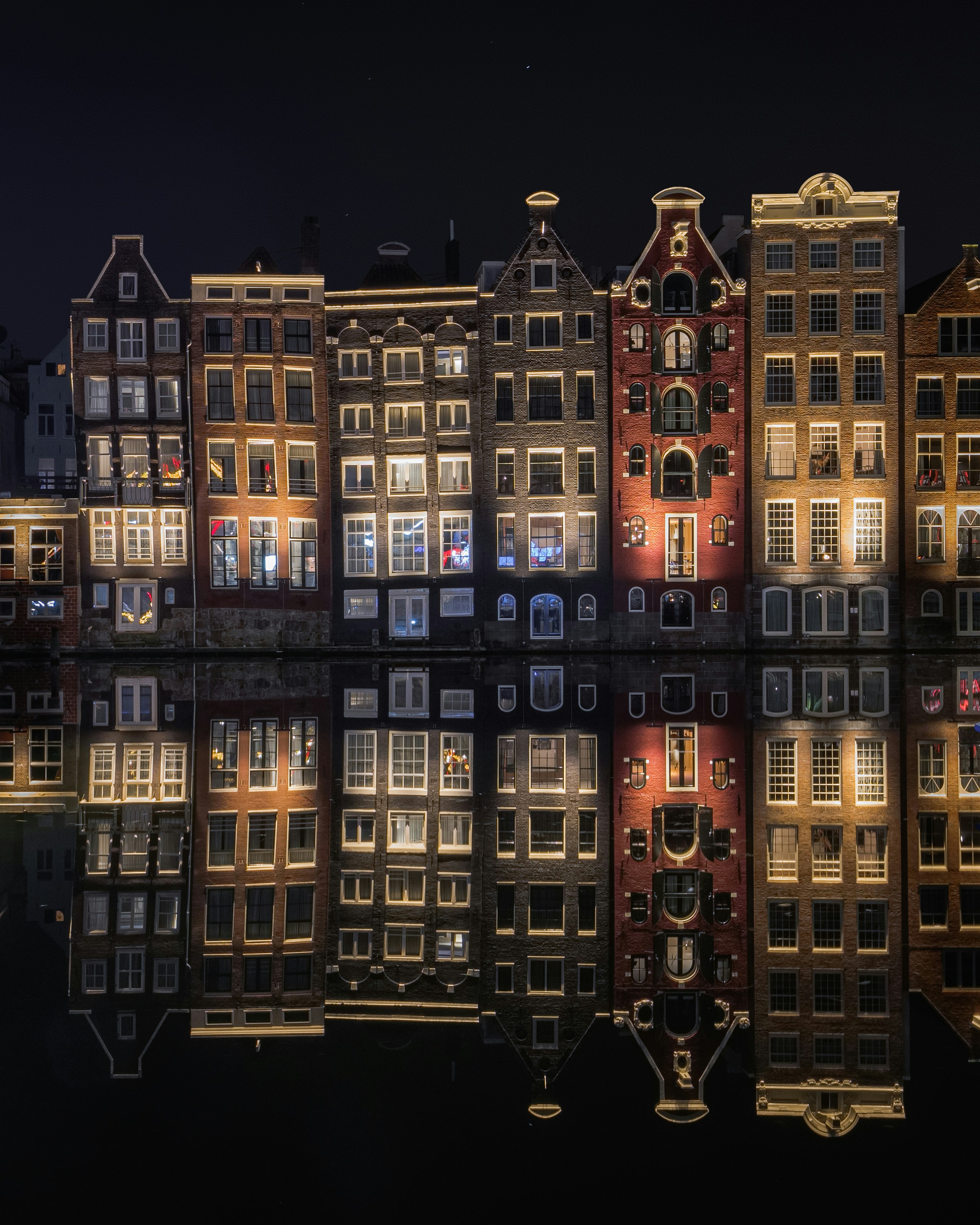 Amsterdam by night