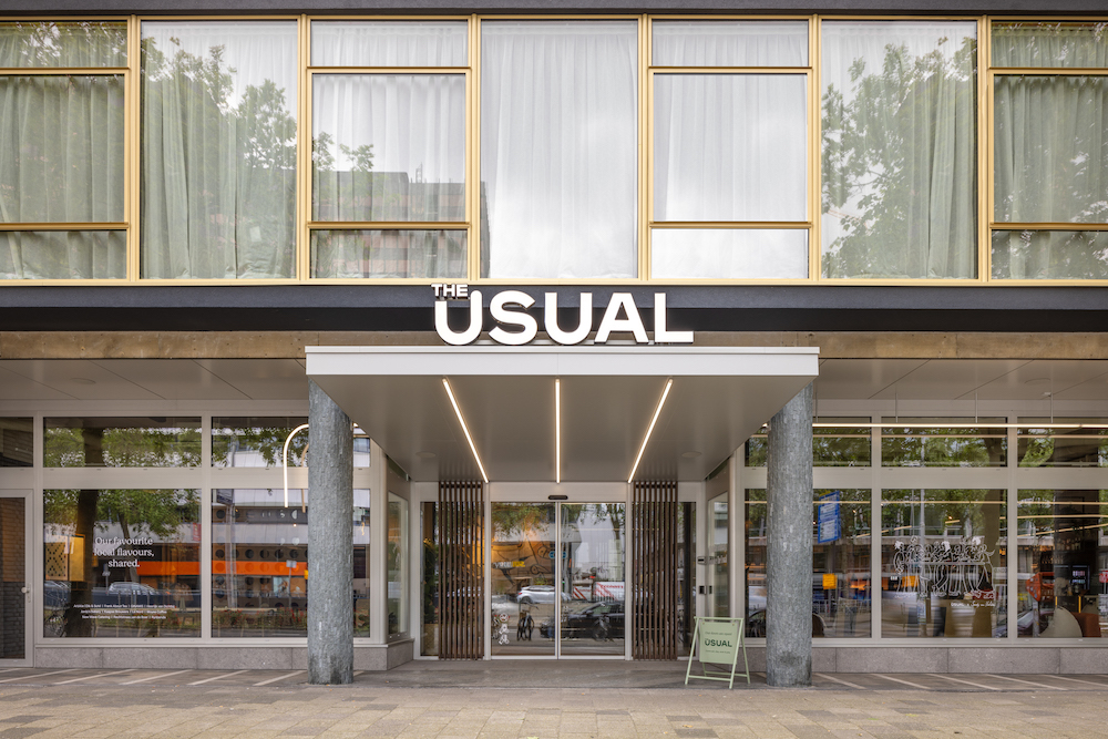 vooraanzicht gebouw hotel the usual