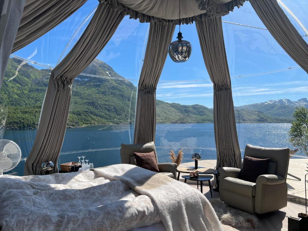 Lofoten glampingdome