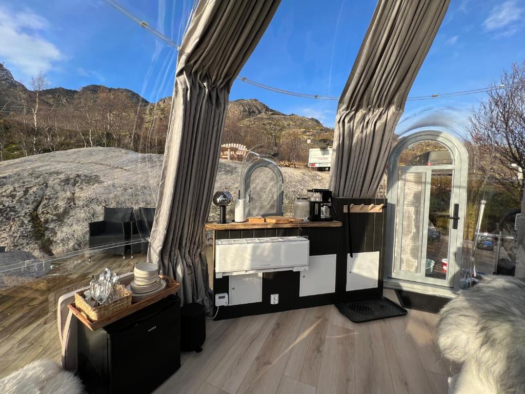 Lofoten glampingdome 
