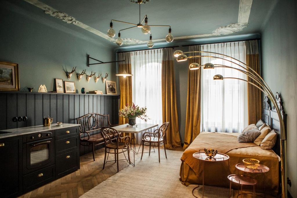 The Emerald Praag